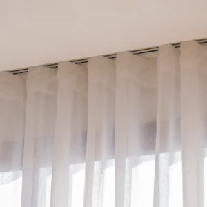 Wave top curtain on 7.5 cm nylon tape, popular in Australian and Canadian markets